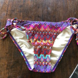Size small pualani local Hawaii swim bottom